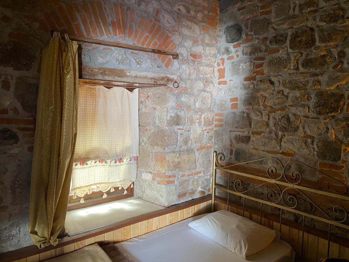 Pergamon Pension Бергама Экстерьер фото