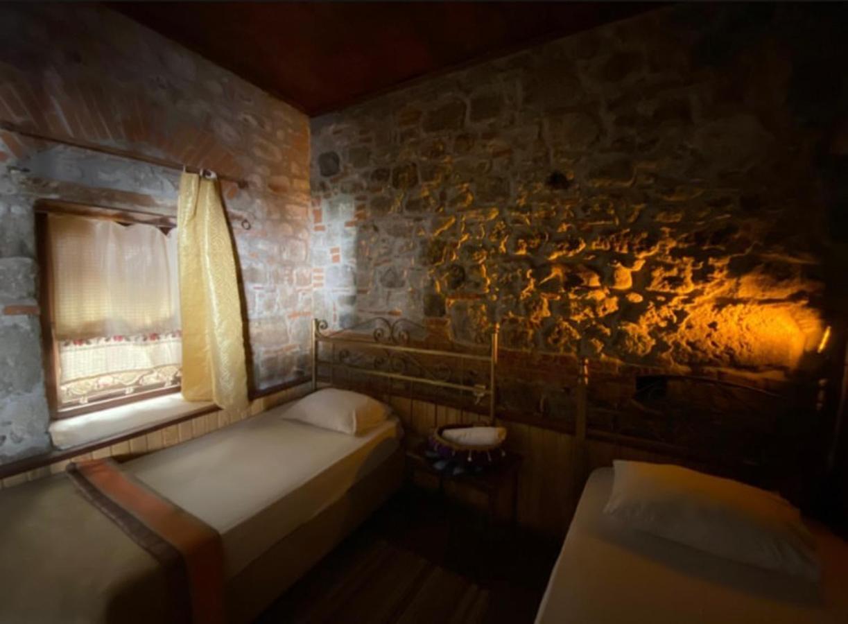 Pergamon Pension Бергама Экстерьер фото