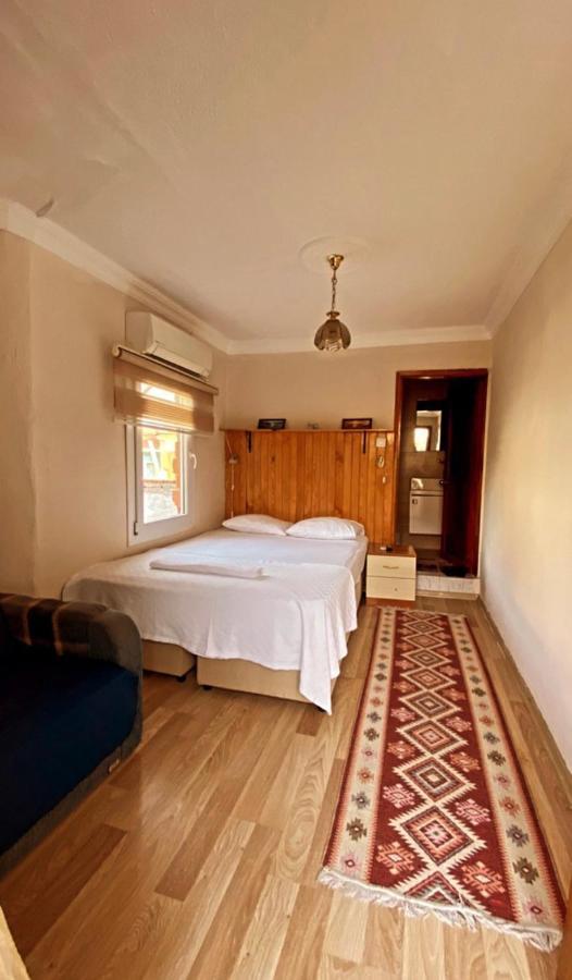 Pergamon Pension Бергама Экстерьер фото